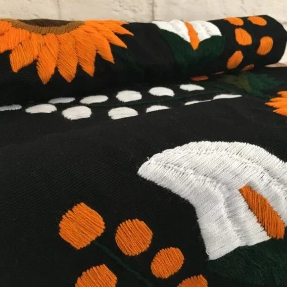Handmade Mexican Hand Embroidered Sunflower Table Runner - Camino de Mesa - Picture 3 of 3